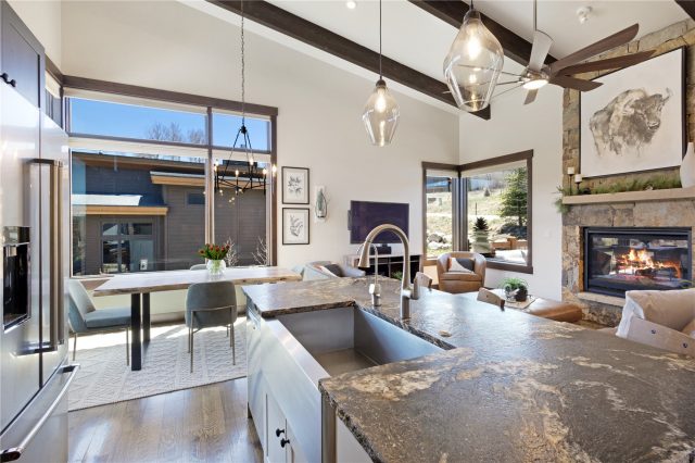 151 Moss Way photo 36