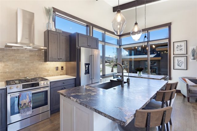 Home in Summit Sky Ranch, Silverthorne, CO — photo 6 (MLS S1068958)