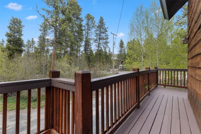 96 Moonstone Road photo 19