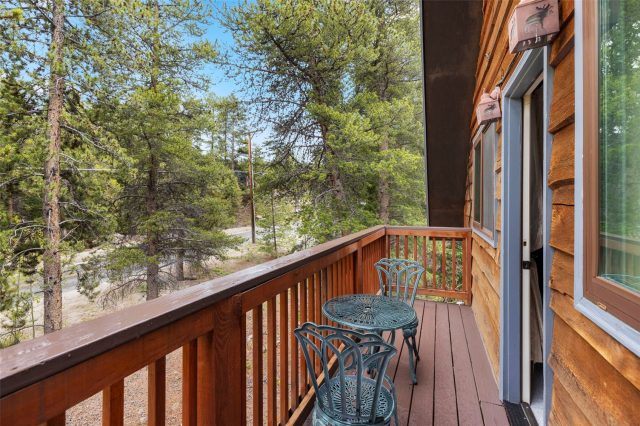 96 Moonstone Road photo 32