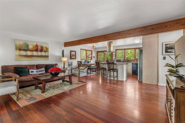96 Moonstone Road photo 8