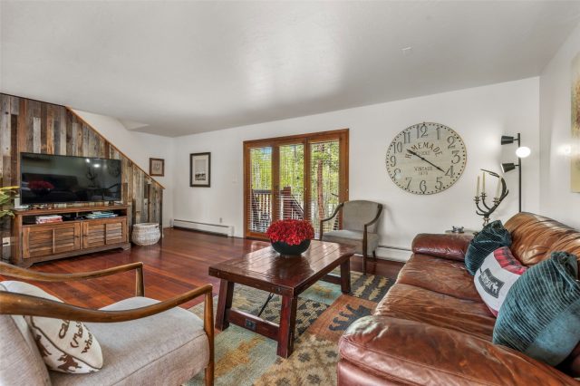 96 Moonstone Road photo 9