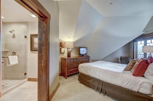 1891 Ski Hill Road 7406 photo 21