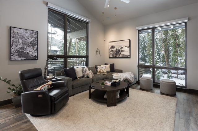 273 River Park Drive photo 13