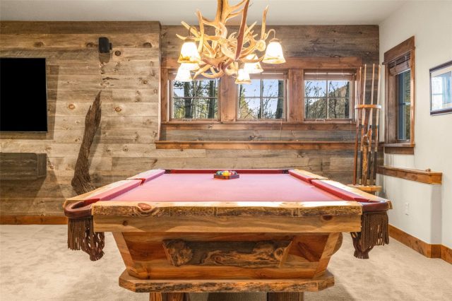 293 Caravelle Drive photo 14