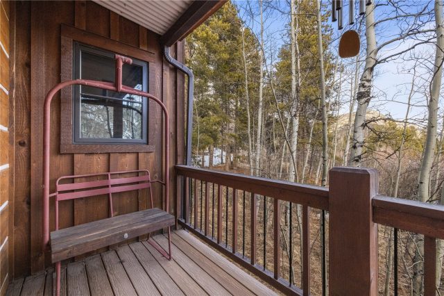 293 Caravelle Drive photo 33