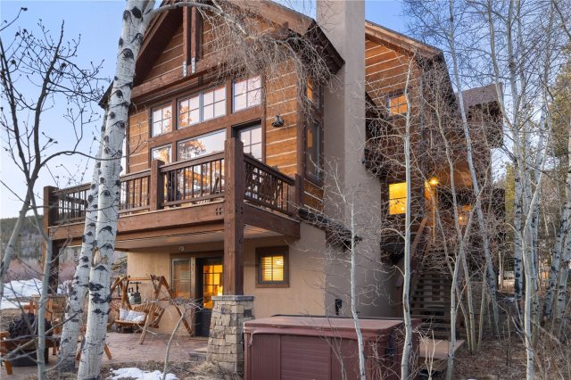 293 Caravelle Drive photo 41