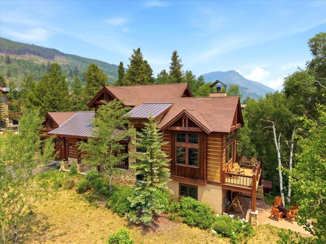 293 Caravelle Drive photo 44