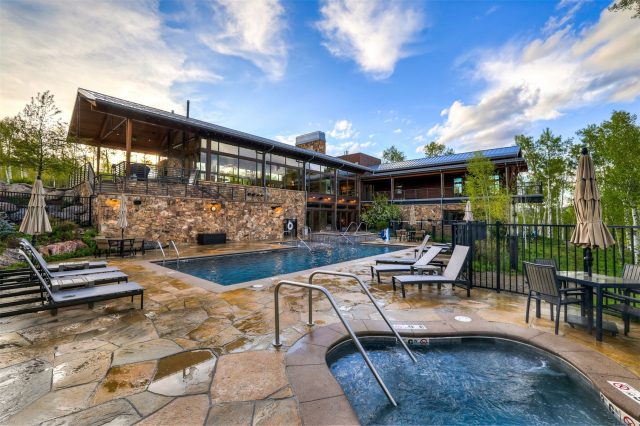 21 Moss Way photo 41