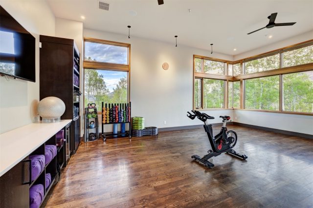 21 Moss Way photo 46
