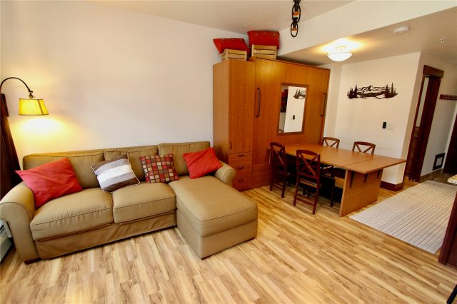 184 Copper Circle 313 photo 11
