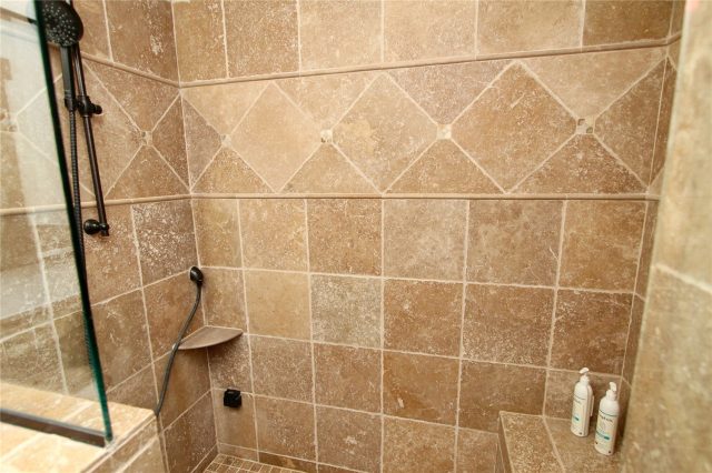 184 Copper Circle 313 photo 16