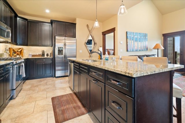 853 Independence Road 853 photo 13