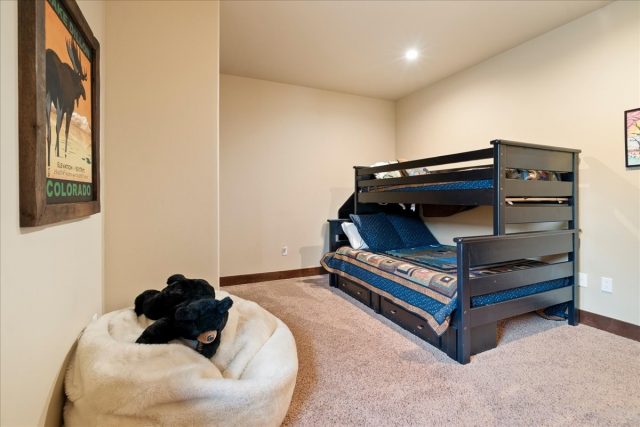 853 Independence Road 853 photo 30