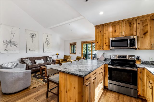 260 Ski Hill Road 16 photo 4