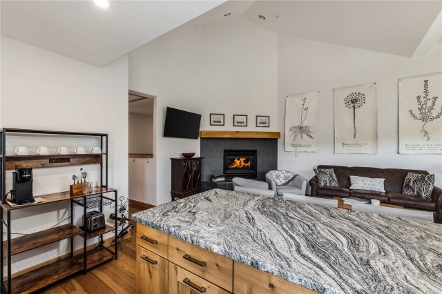 260 Ski Hill Road 16 photo 5