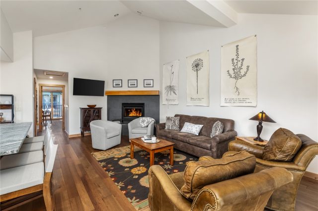 260 Ski Hill Road 16 photo 7