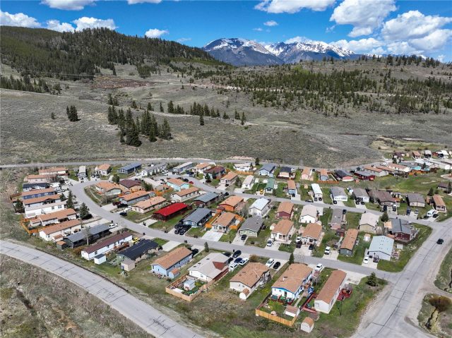 167 Pikes Peak Place photo 26