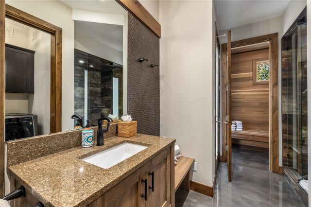 485 Golden Age Drive photo 33