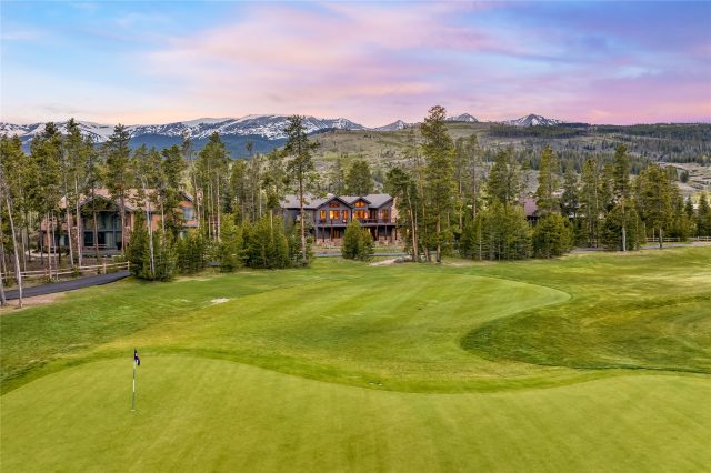 Home in Highlands At Breckenridge Golf Crse, Breckenridge — photo 4 Home in Highlands At Breckenridge Golf Crse, Breckenridge, CO — photo 4 (MLS S1069016)