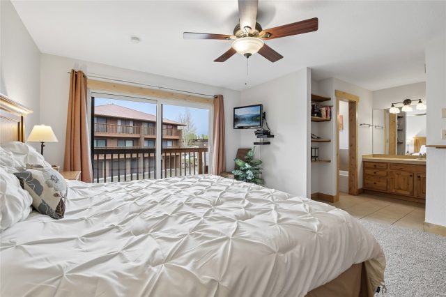 720 Lagoon Drive D photo 15