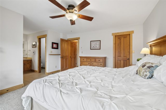 720 Lagoon Drive D photo 16