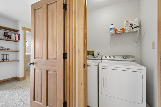 720 Lagoon Drive D photo 23
