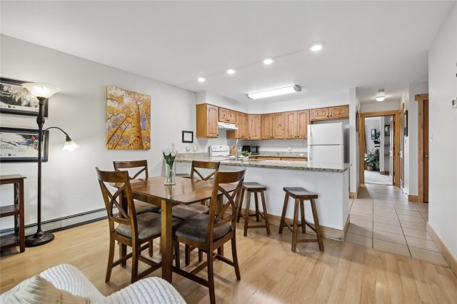 720 Lagoon Drive D photo 7