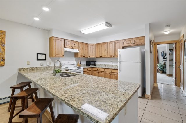 720 Lagoon Drive D photo 8