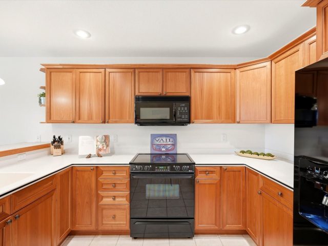 28 Skyline Drive 1551 photo 17