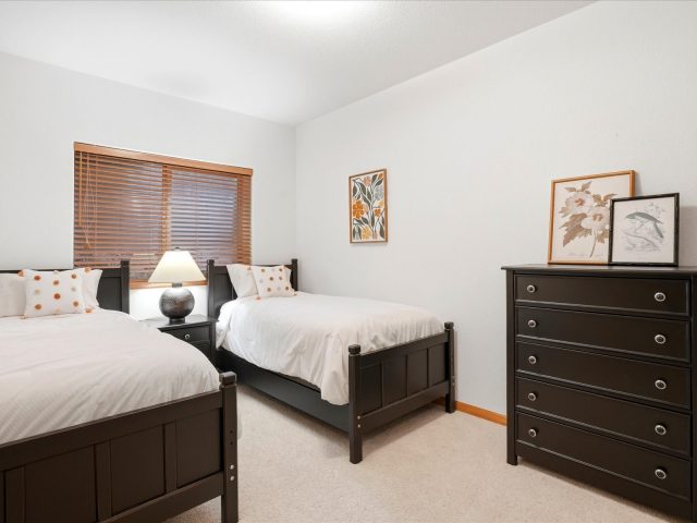 28 Skyline Drive 1551 photo 39