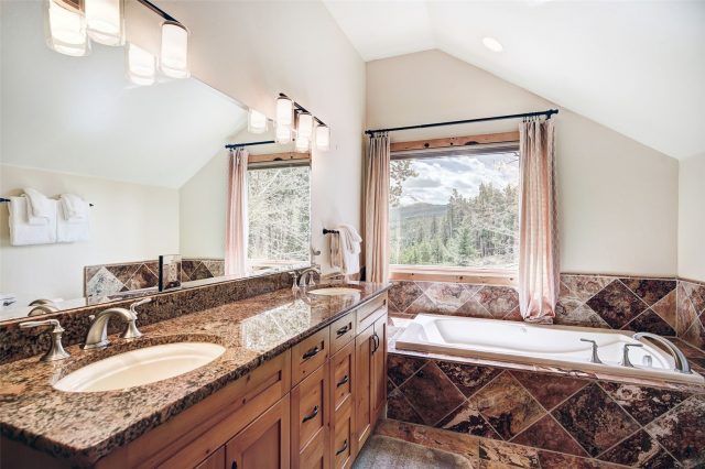 419 Silver Circle photo 19