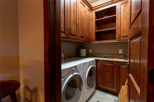 511 Golden Age Drive photo 30