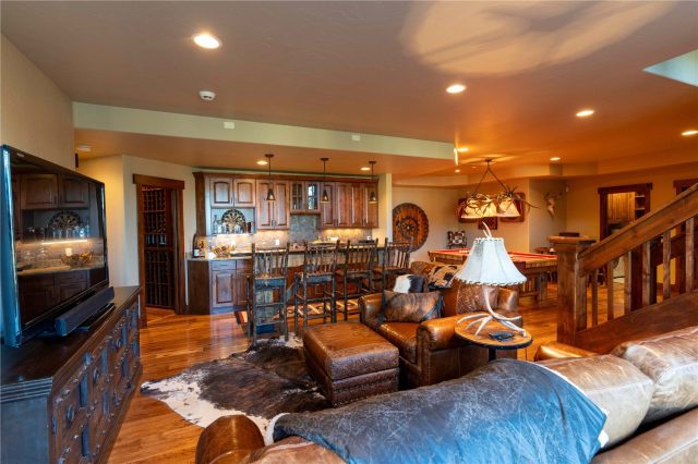 511 Golden Age Drive photo 33