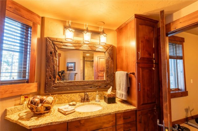 511 Golden Age Drive photo 40