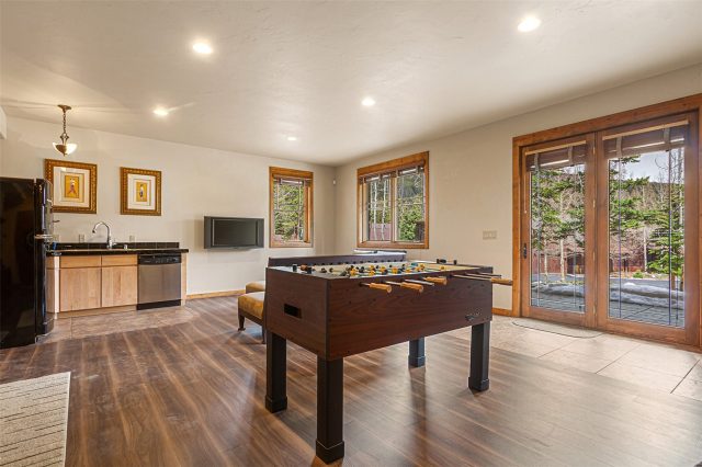 905 Whispering Pines Circle photo 33