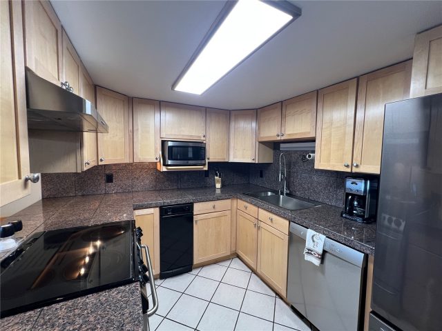 244 Lodgepole Street 15 photo 22