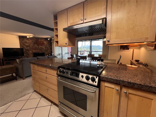 244 Lodgepole Street 15 photo 23