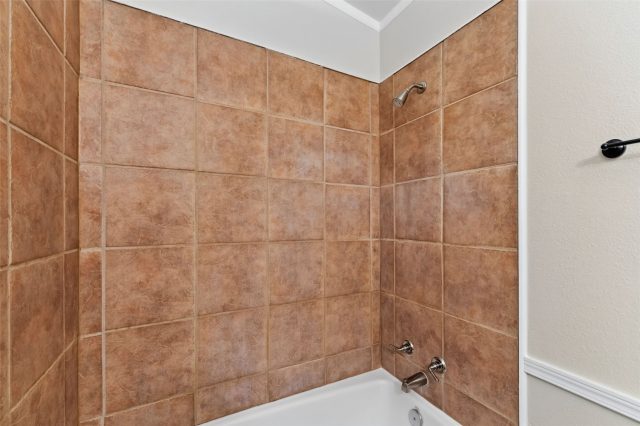 631 Summit Drive photo 11