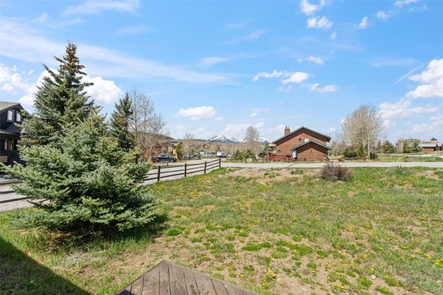 631 Summit Drive photo 24