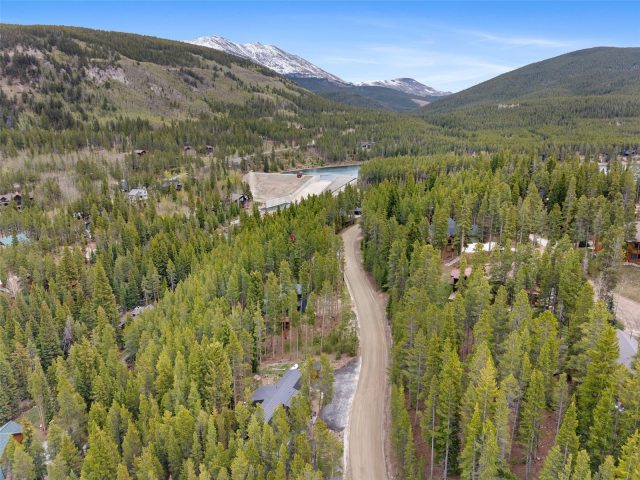 127 Lakeshore Loop photo 41