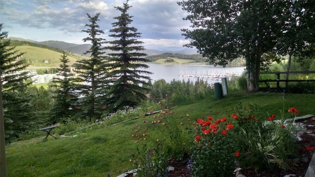 370 E La Bonte Street E photo 23