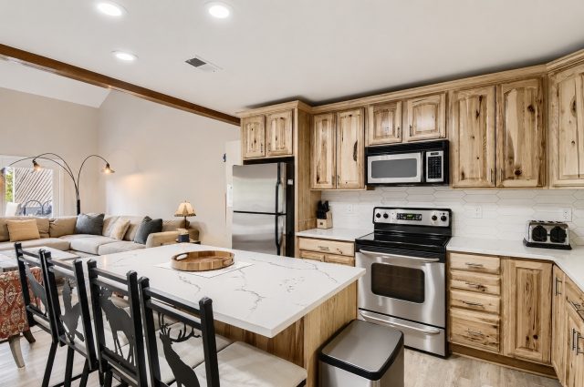 Townhome in Buffalo Ridge Condo, Silverthorne, CO — photo 3 (MLS S1069090)
