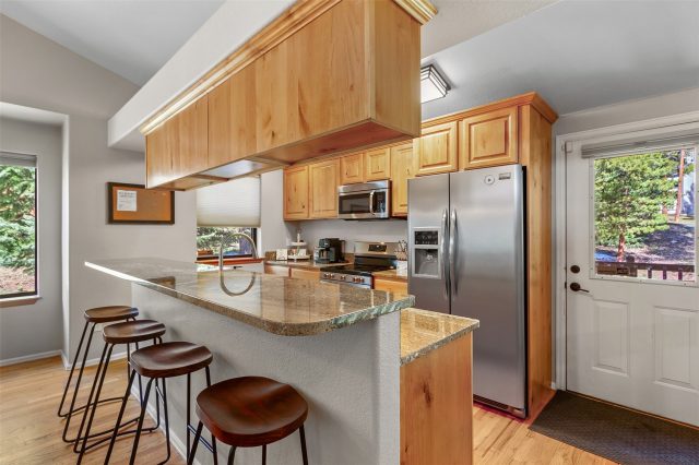540 Park Forest Drive photo 11