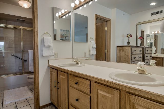 1610 Lakeview Terrace A101 photo 20