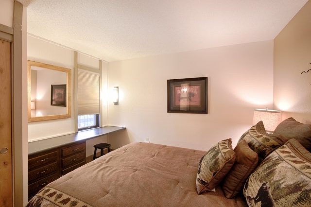 1167 Ski Hill Road 182 photo 25