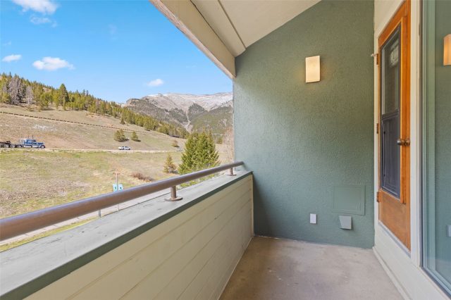 800 Copper Road 305 photo 14