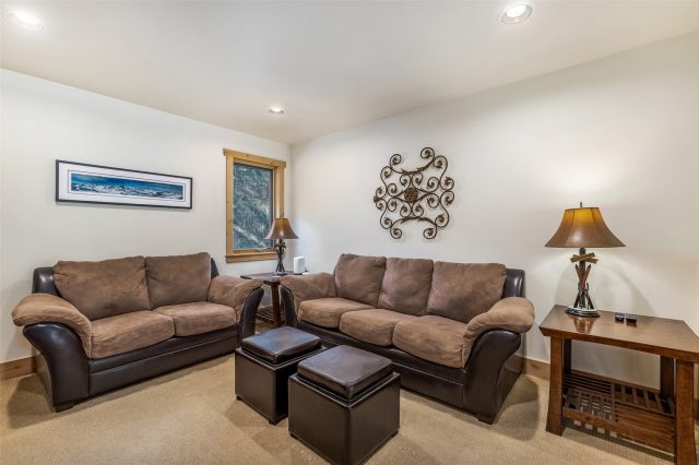 280 Whispering Pines Circle photo 18