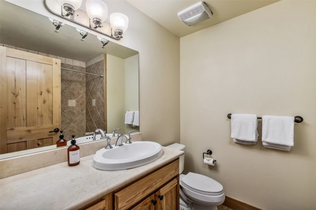 280 Whispering Pines Circle photo 21