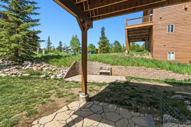 2010 Silverheels Drive photo 37